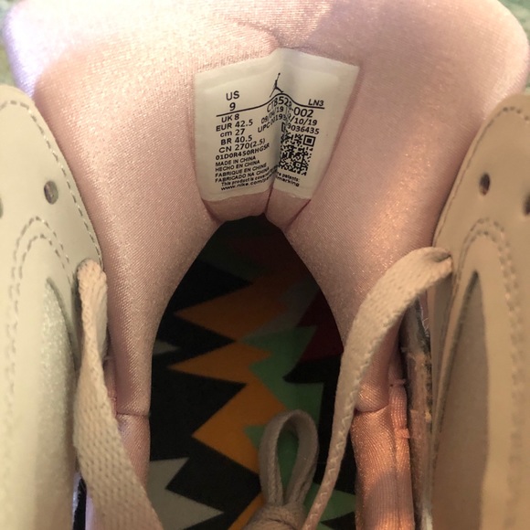 ❌SOLD ❌ 
Air Jordan Retro SE - Picture 4 of 7